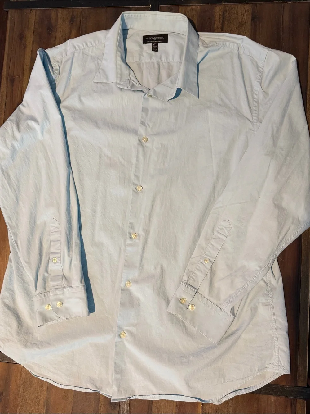 Banana Republic Men's Pale Blue Dress Shirt - Point Collar Button-Up